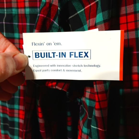 Old Navy NWT Men's XL Slim Fit Button Down Collared Shirt, Red & Green Plaid - Picture 7 of 9